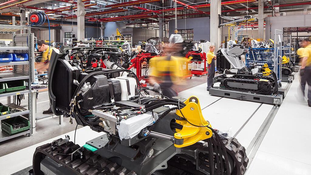 Sala de producción de Wacker Neuson en Hörsching, Linz (Austria).