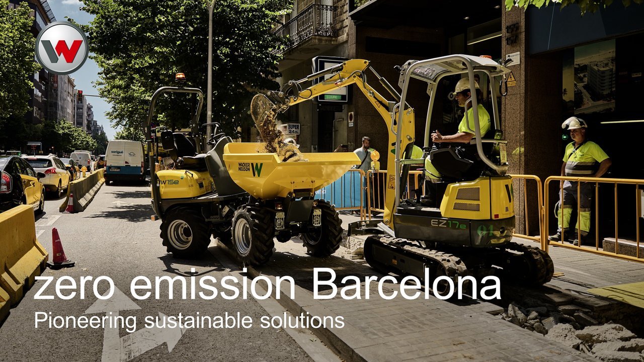 Máquinas de construcción con cero emisiones en acción en las calles de Barcelona